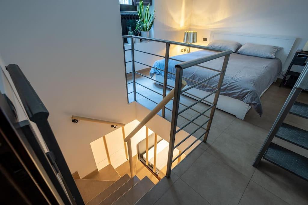 Life Is Beautiful Design Loft Navigli Romolo, Netflix, Wifi, Ac And Street Parking Apartman Milánó Kültér fotó